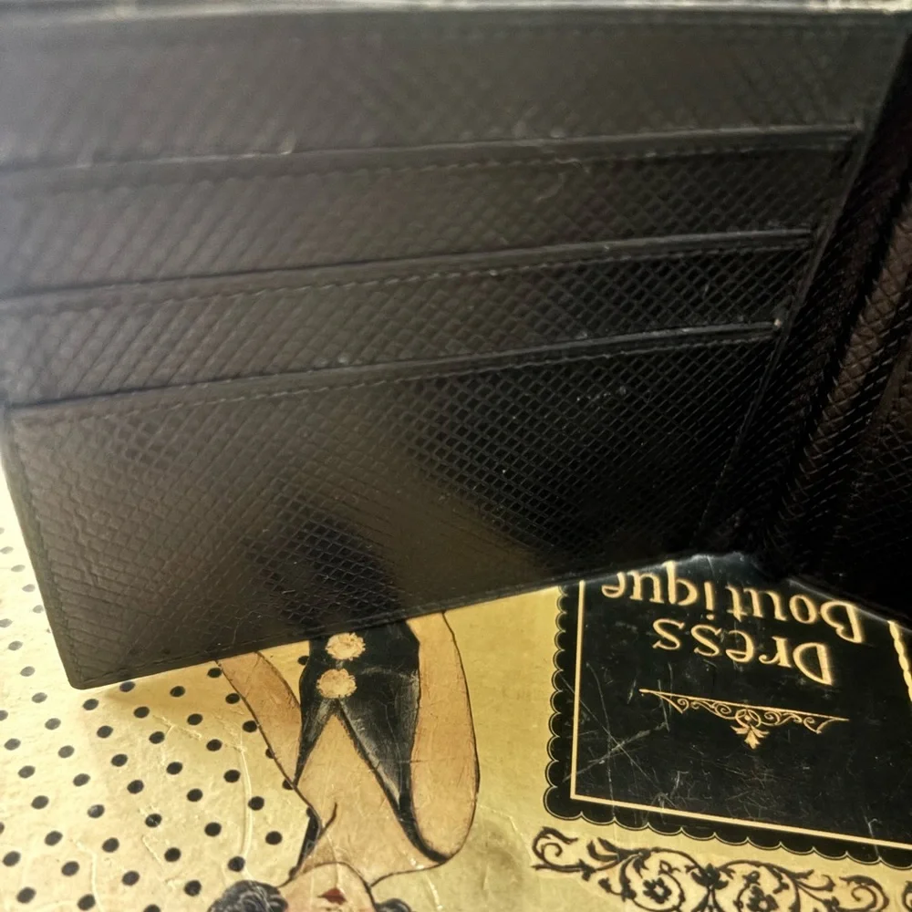 Bottega Veneta Black Leather Wallet 6 card slots made in Italy